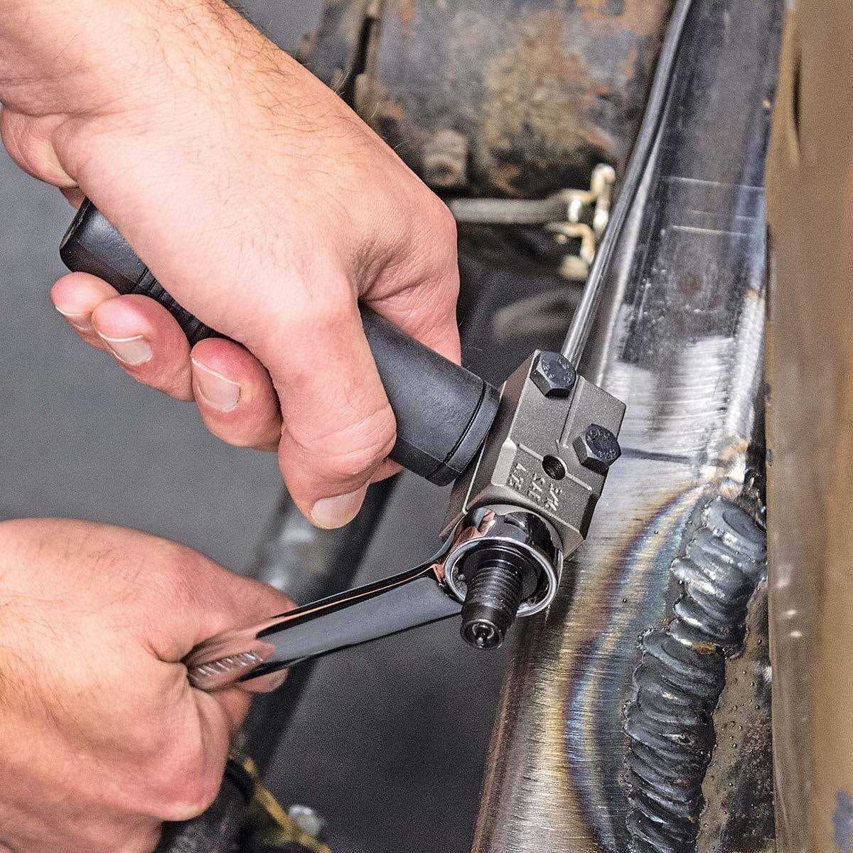Eastwood On Car Brake Line Flaring Tool for 3/16 Tubing - Shop Hardware Tools Online Store