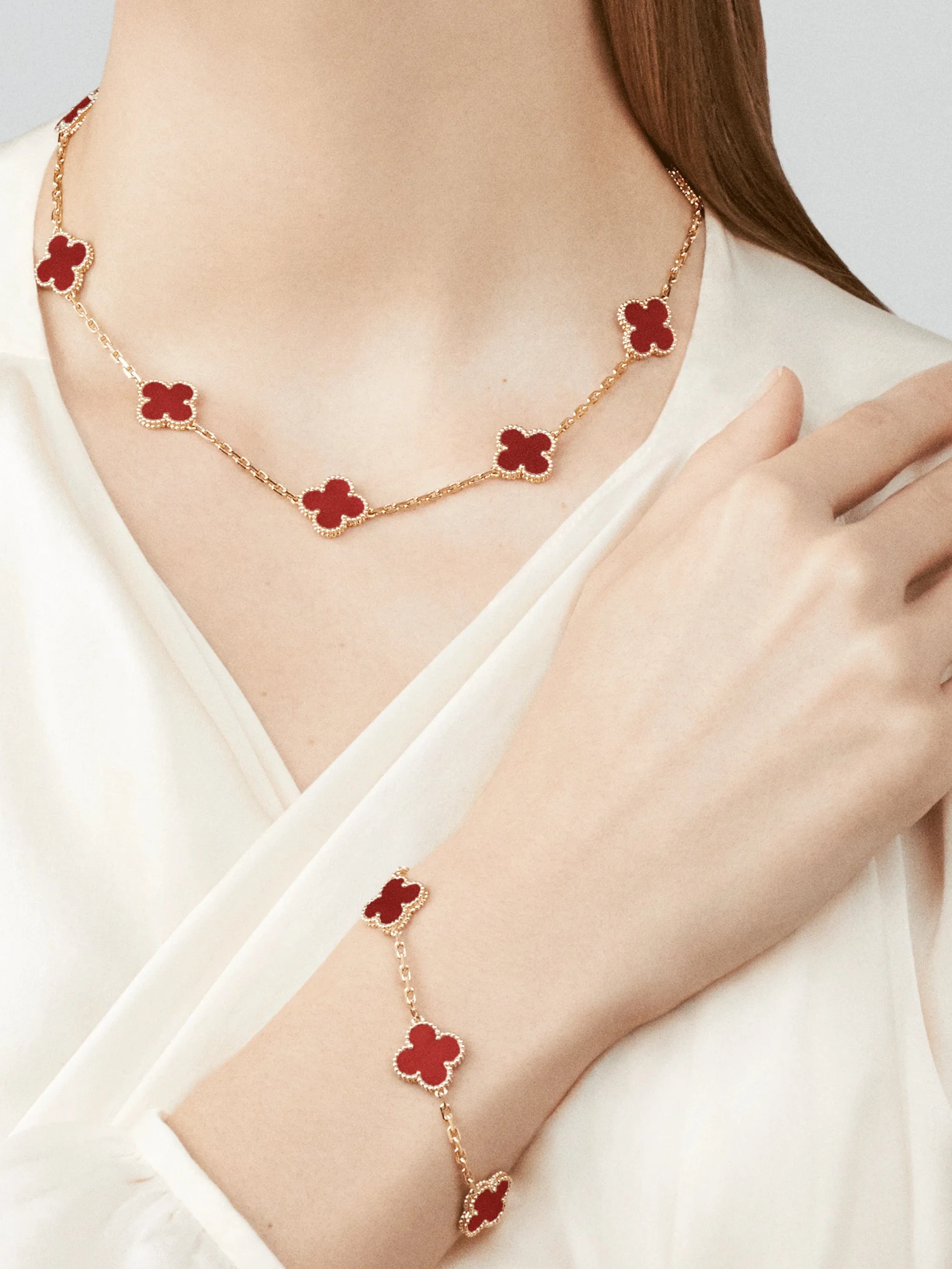Inspired VA Vintage Alhambra Clover Leaf Bracelet