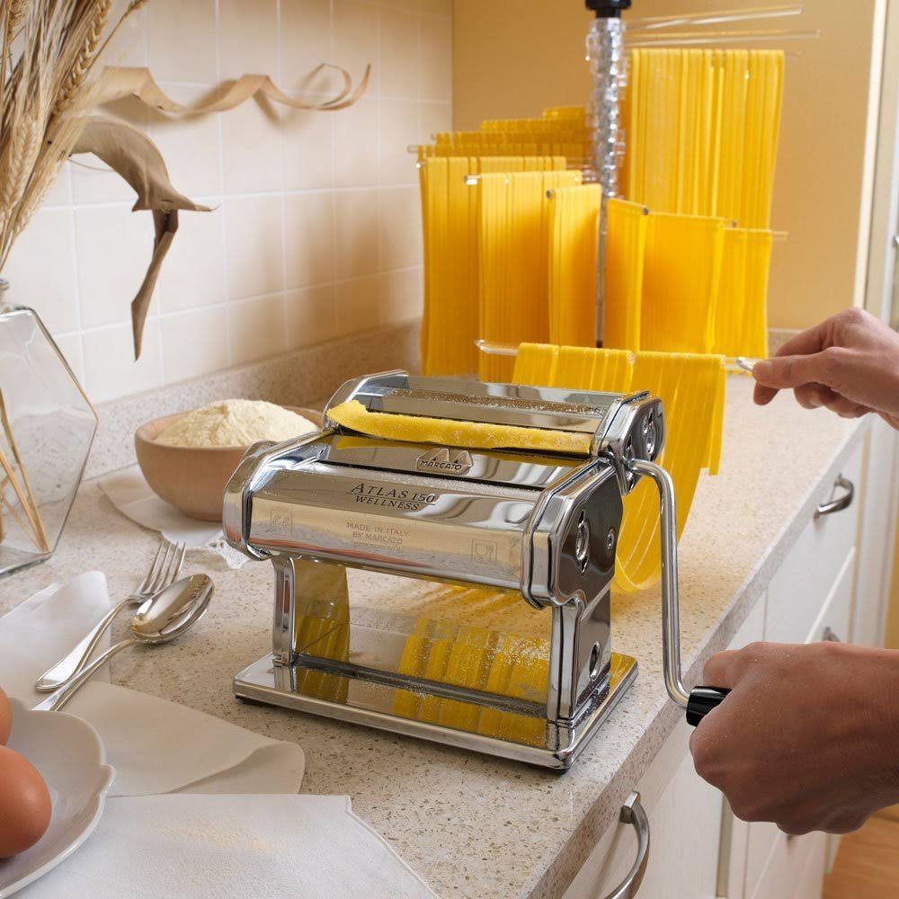 Marcato 8320 Atlas Pasta Machine, Made in Italy, Includes Pasta Cutter, Hand