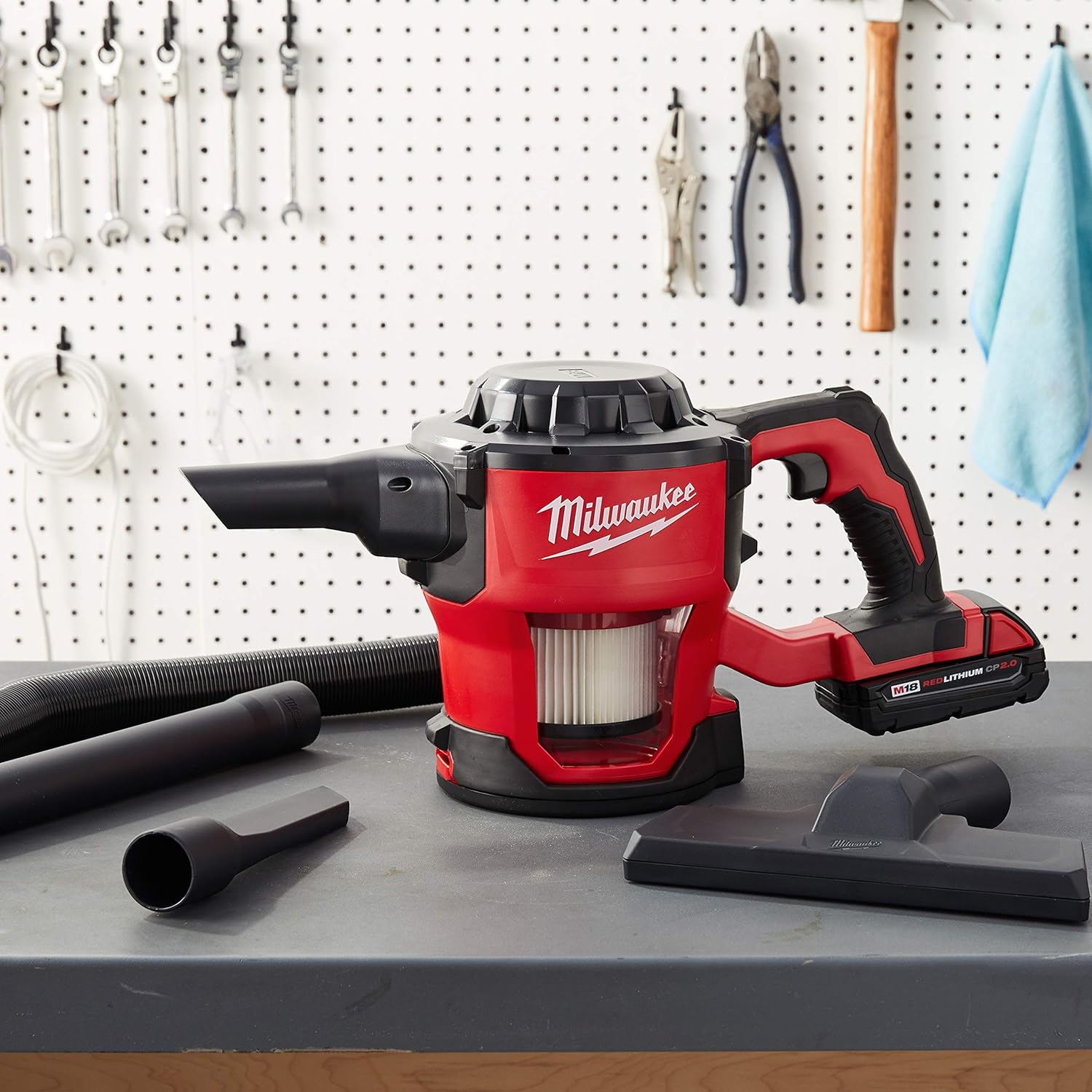 Milwaukee 0882-20 M18 Lithium Ion Cordless Compact 40 CFM Hand Held Vacuum w/ Hose Attachments and Accessories (Batteries Not Included