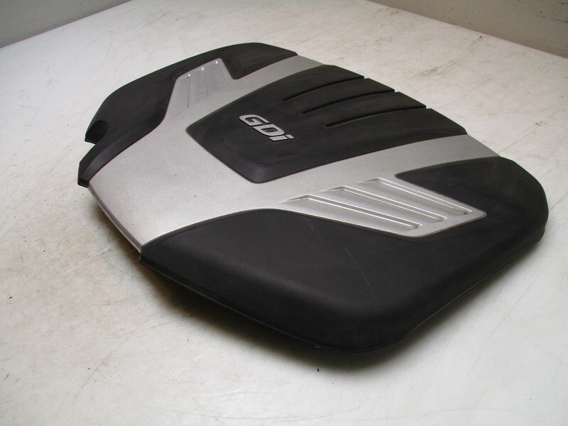Pre-Owned 2013-2016 Hyundai Santa Fe Engine Cover OEM - Verify Specific Vehicle Fitment In Description - (Good)