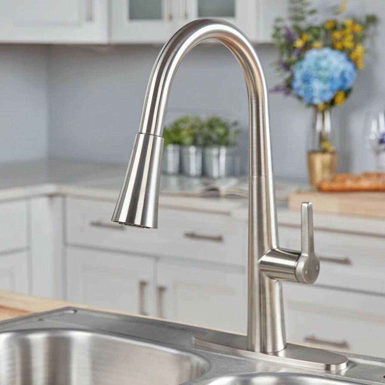 Allen + roth Bryton Stainless Steel Single Handle Pull-Down Kitchen Faucet - Shop Hardware Tools Online Store