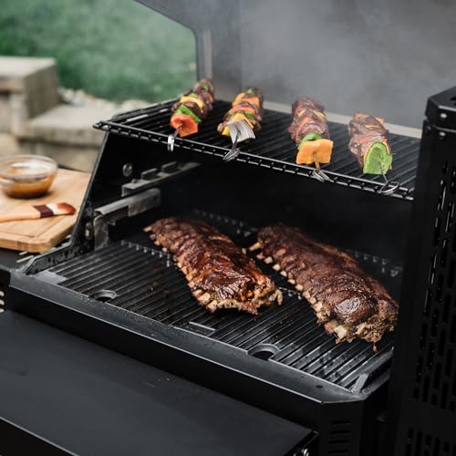 Masterbuilt? Gravity Series? 800 Digital Charcoal Grill, Griddle and Smoker with Digital Control