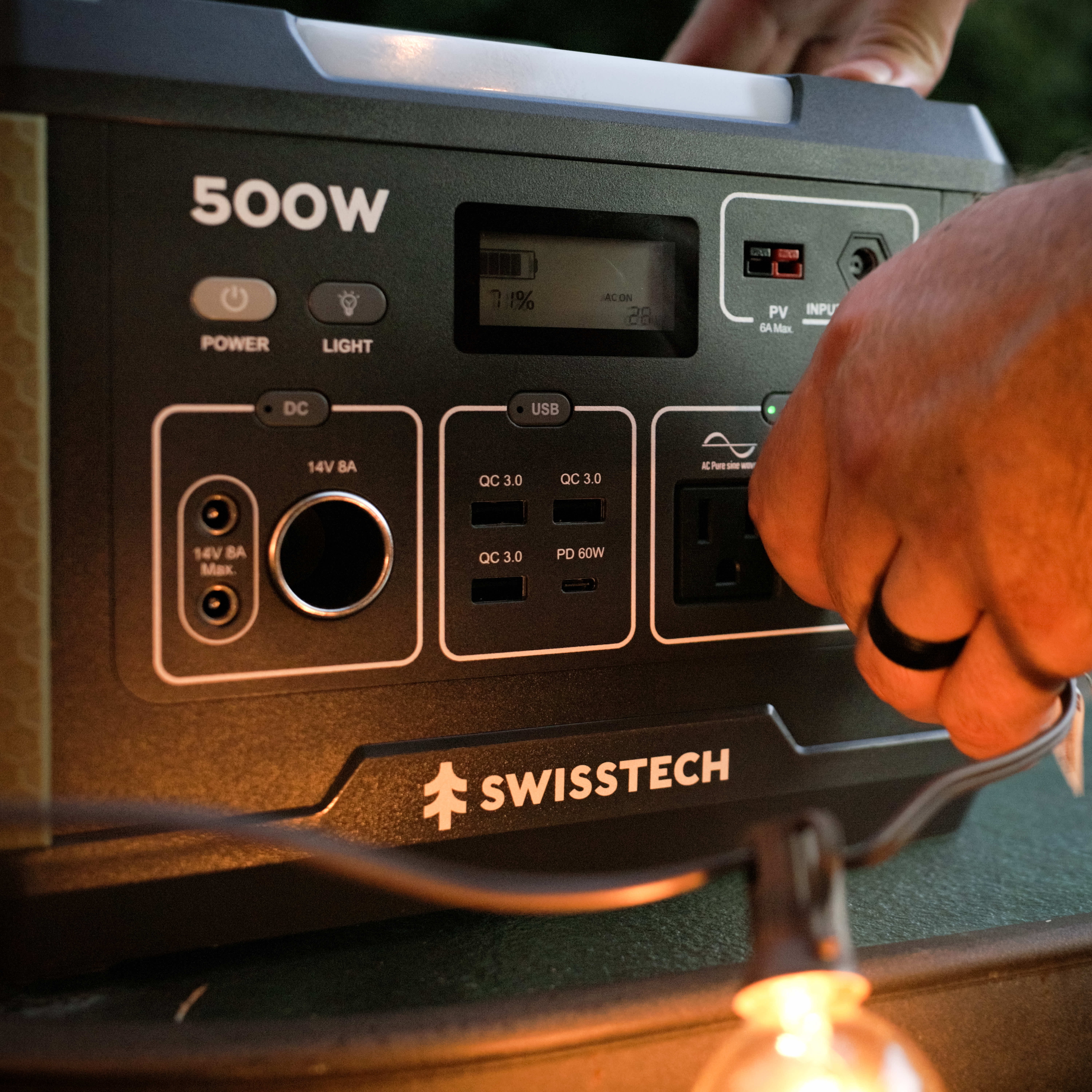 Swiss Tech 500W Portable Power Station, 519.4Wh, Solar Powered Battery for Camping and Travel Emergency