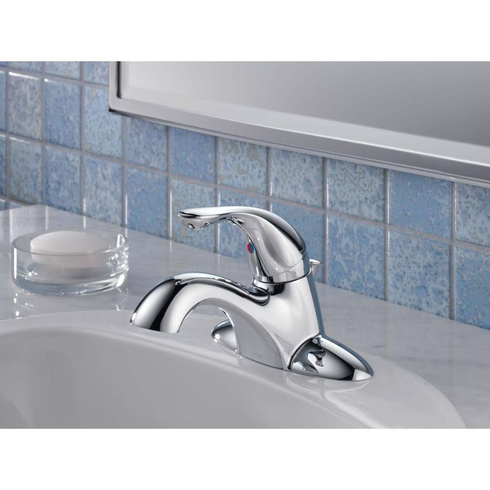 Delta Classic 520-GPM-DST Single Handle Centerset Bathroom Faucet Chrome