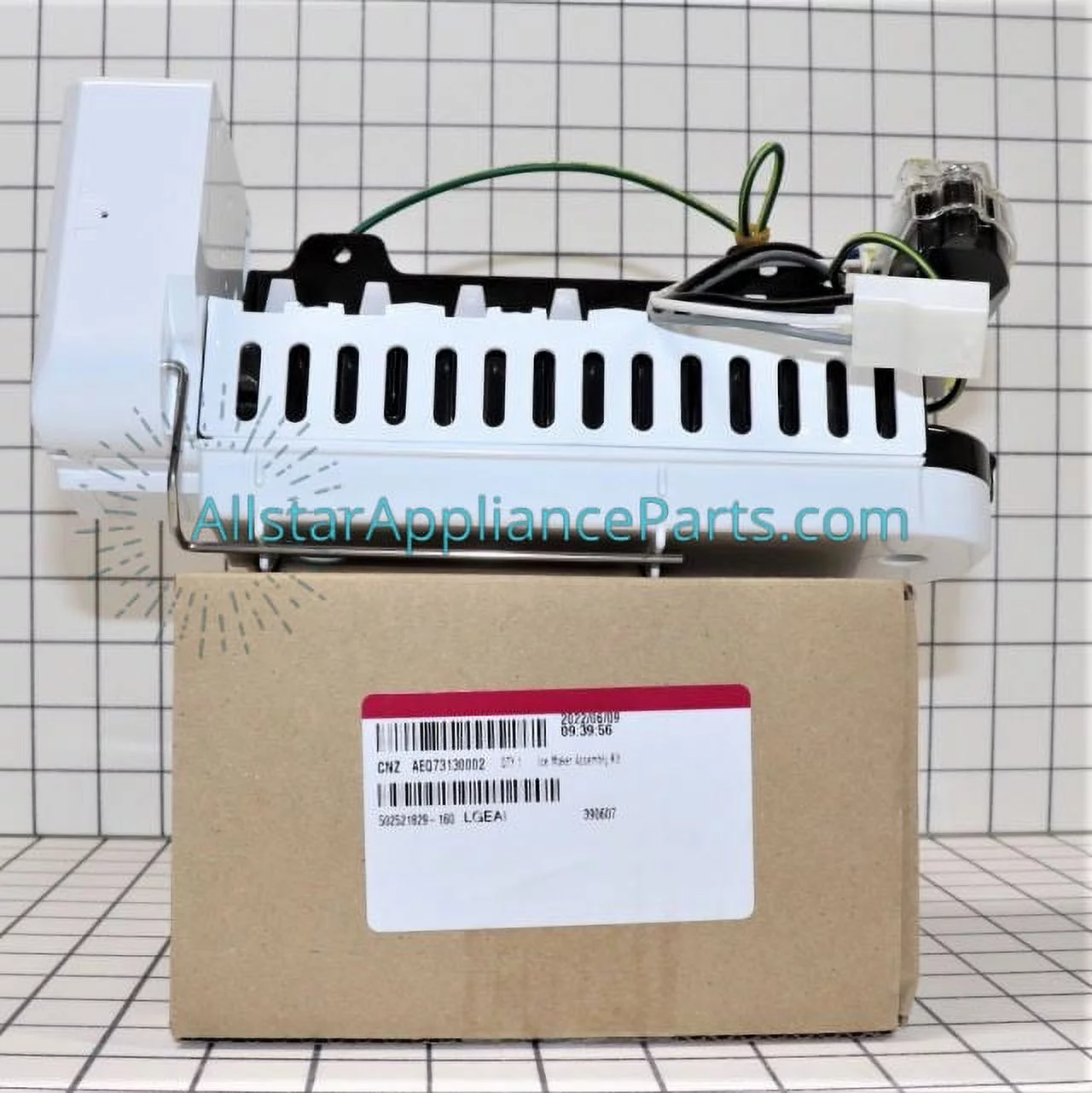 LG Refrigerator Ice Maker Assembly AEQ73130002