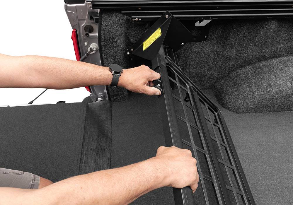 Roll-N-Lock CM101 Cargo Manager Truck Bed Divider