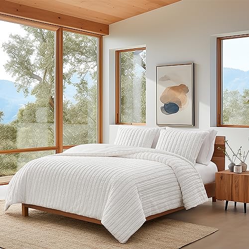 UGG Kenzie Full/Queen Comforter Set with 2 Pillow Shams Plush Faux Fur Bedding Soft Warm Down Alternative Comforter Washable Hypoallergenic Fluffy