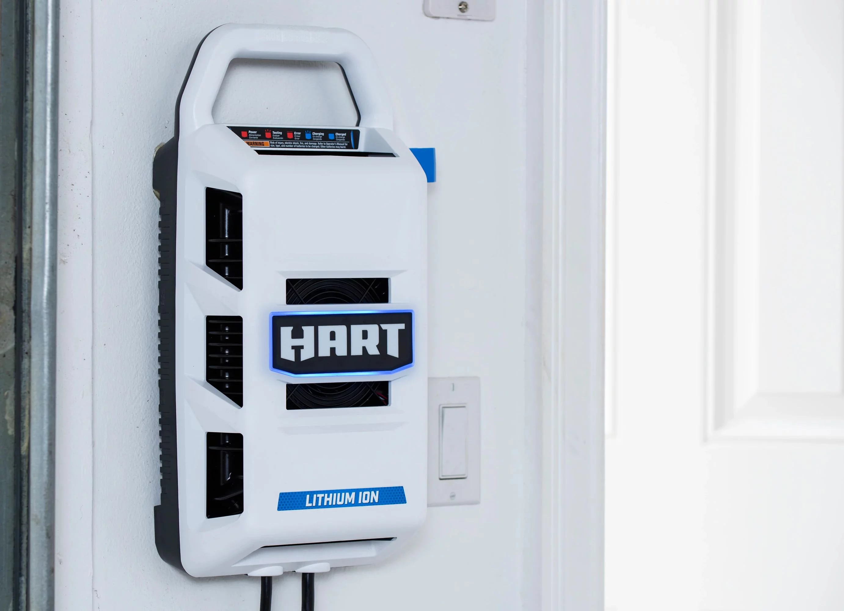 HART 80-Volt Super Charger for HART 80-Volt 30-Inch Riding Lawn Mower