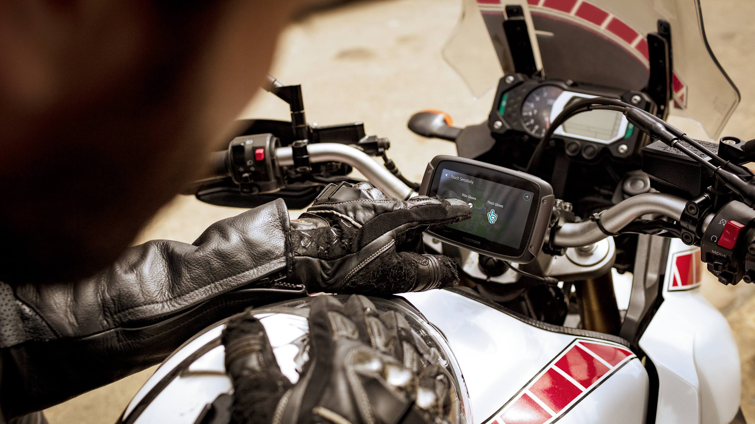 TomTom Motorcycle Sat NAV Rider 500, 4.3 inch, with