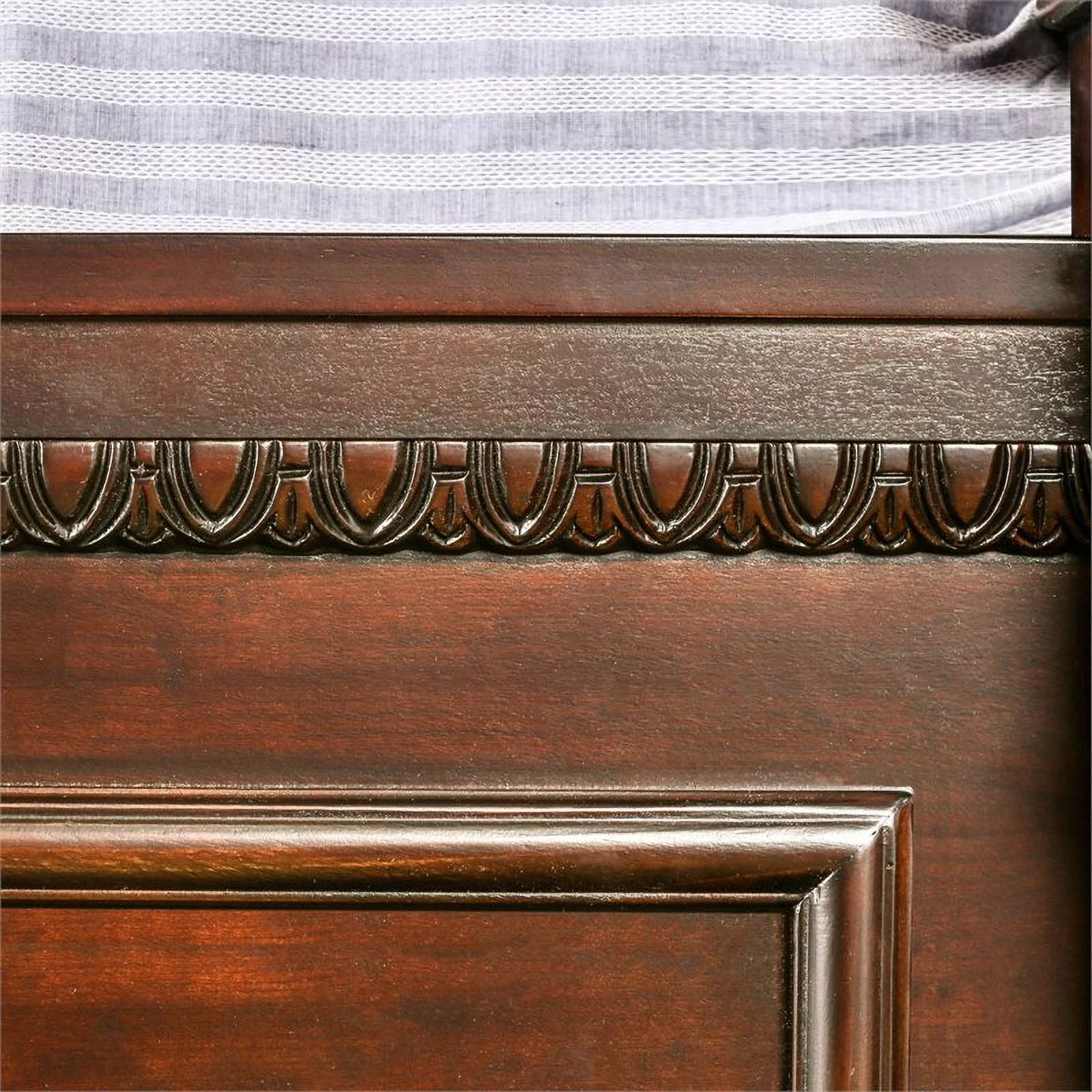 Furniture of America Oulette Transitional Wood Queen Poster Bed in Cherry