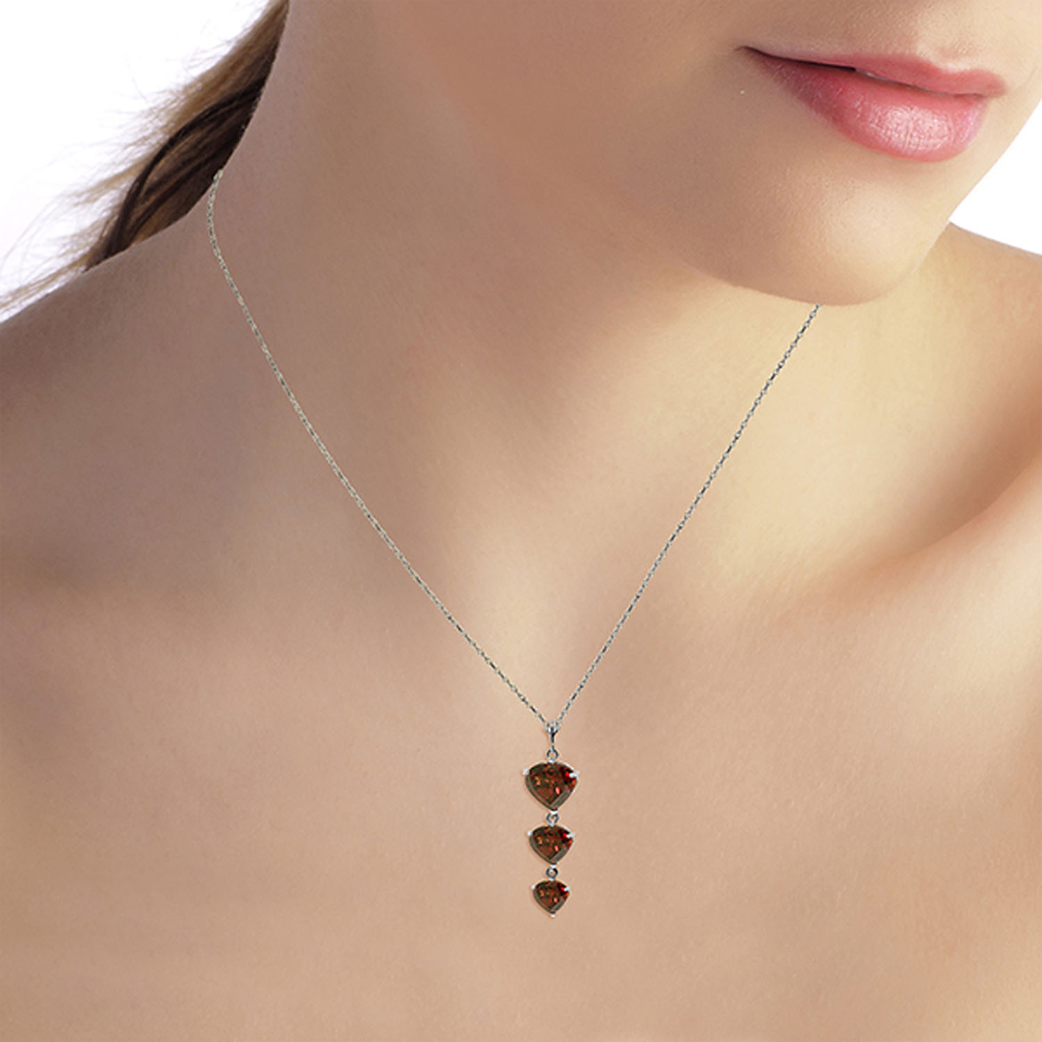 Galaxy Gold 14k 22" Solid White Gold Necklace with Natural Heart-shaped Garnets