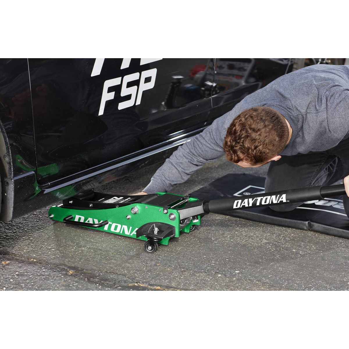 DAYTONA 2 Ton Professional Racing Series Aluminum Floor Jack with RAPID PUMP