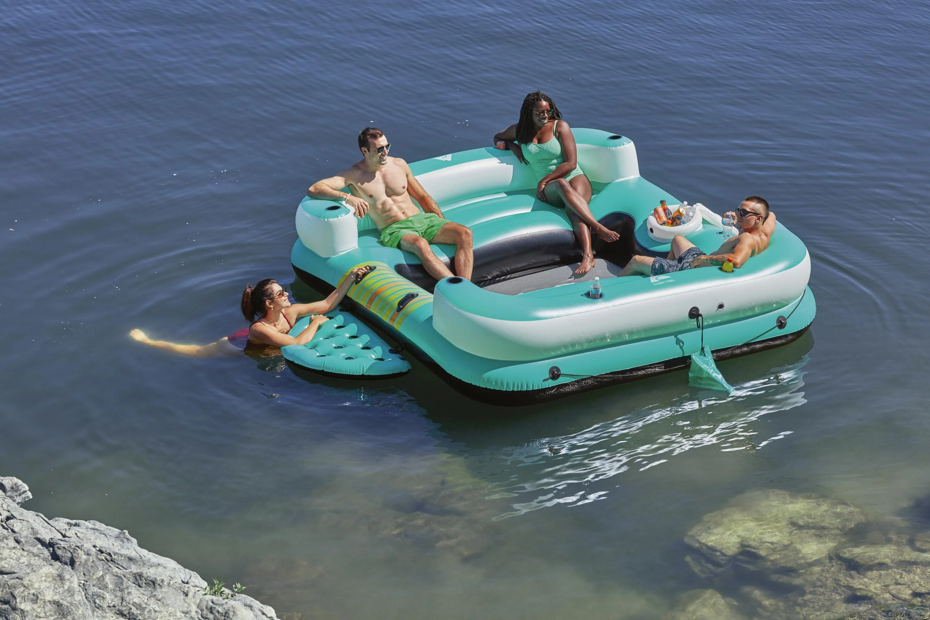Ozark Trail Big 6-Person Inflatable Island 10', Multicolor, Adult, Recreational Float