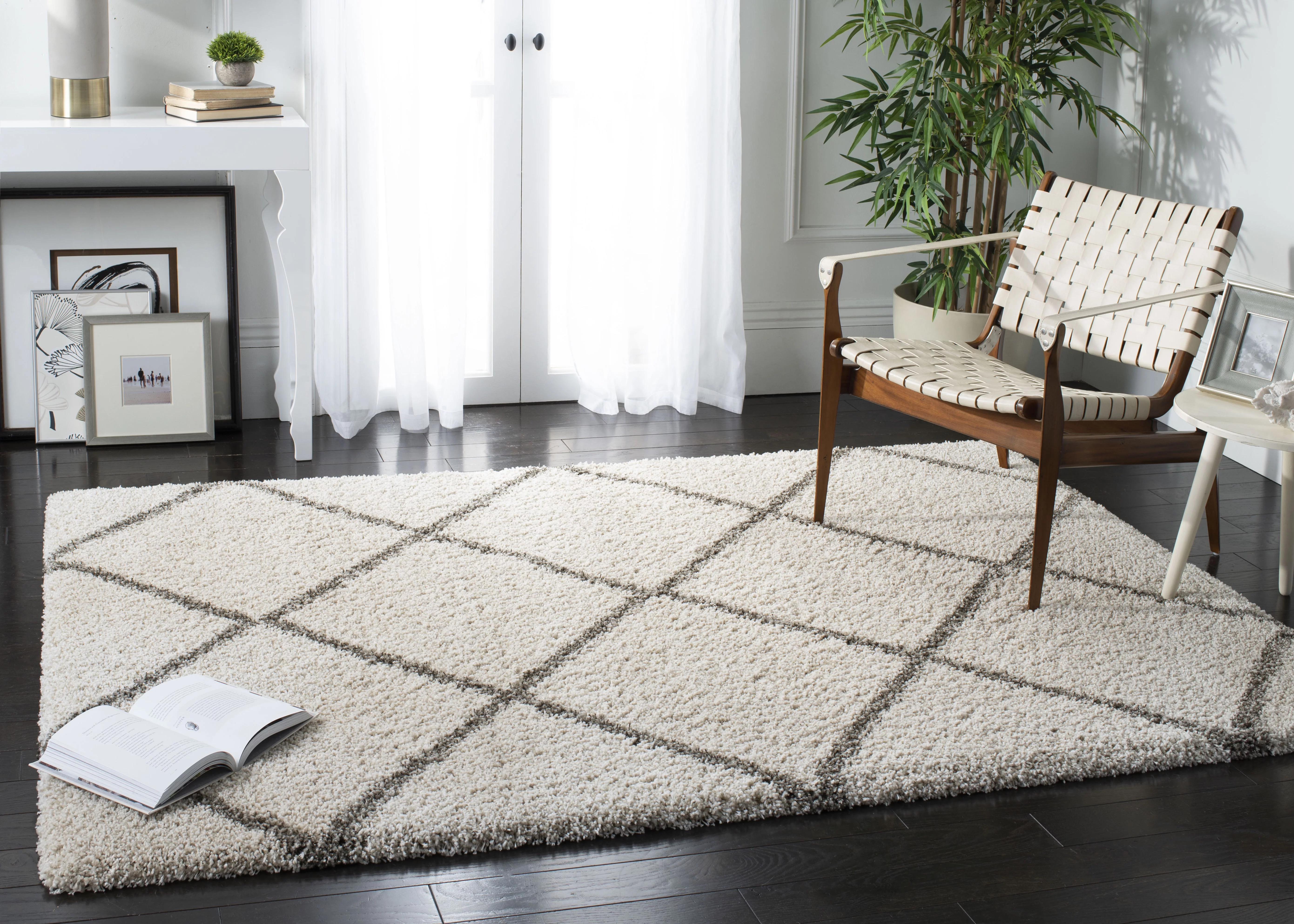 SAFAVIEH Hudson Amias Geometric Shag Area Rug, Ivory/Grey, 11' x 15'