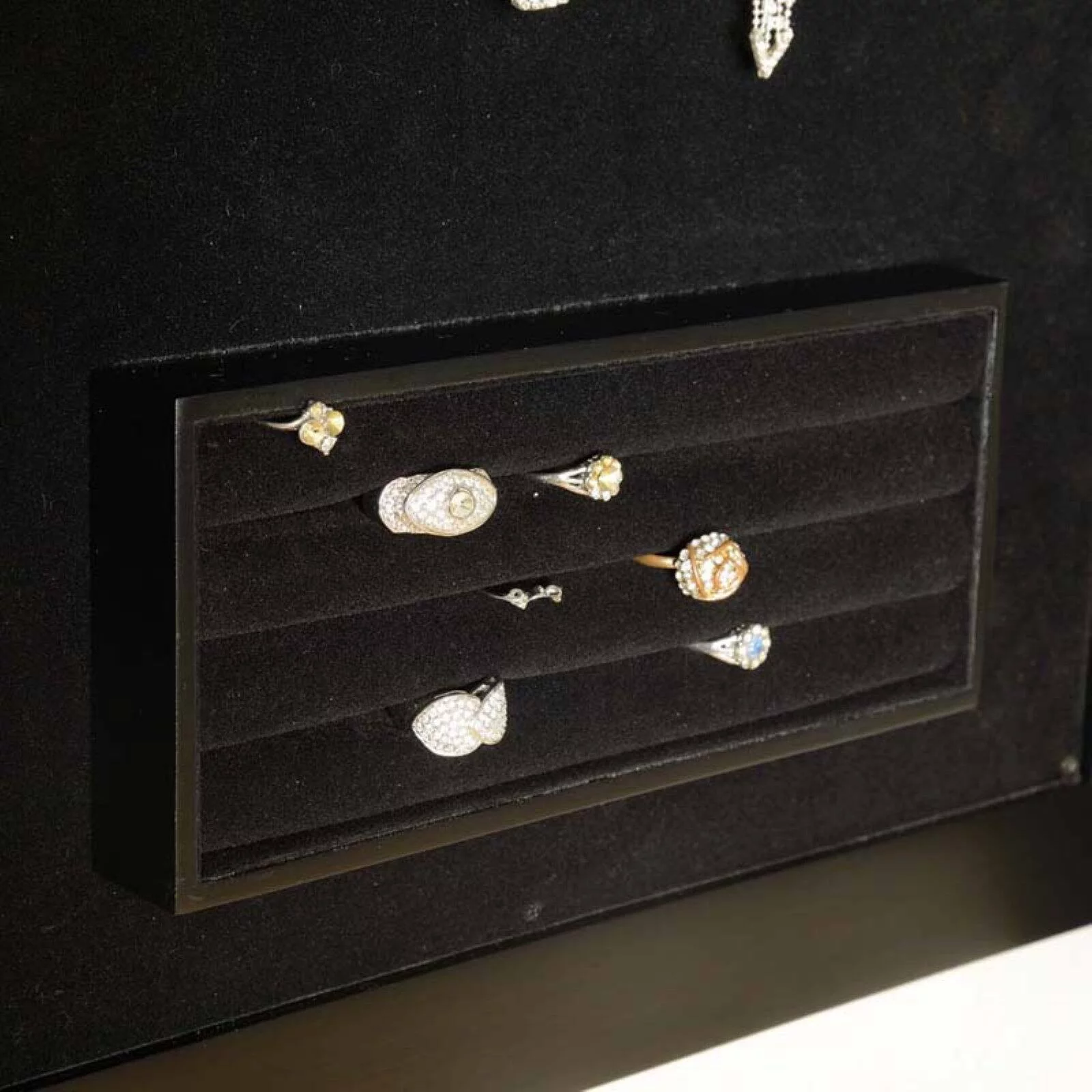 Wildon Home Morris Wall Mounted Jewelry Armoire