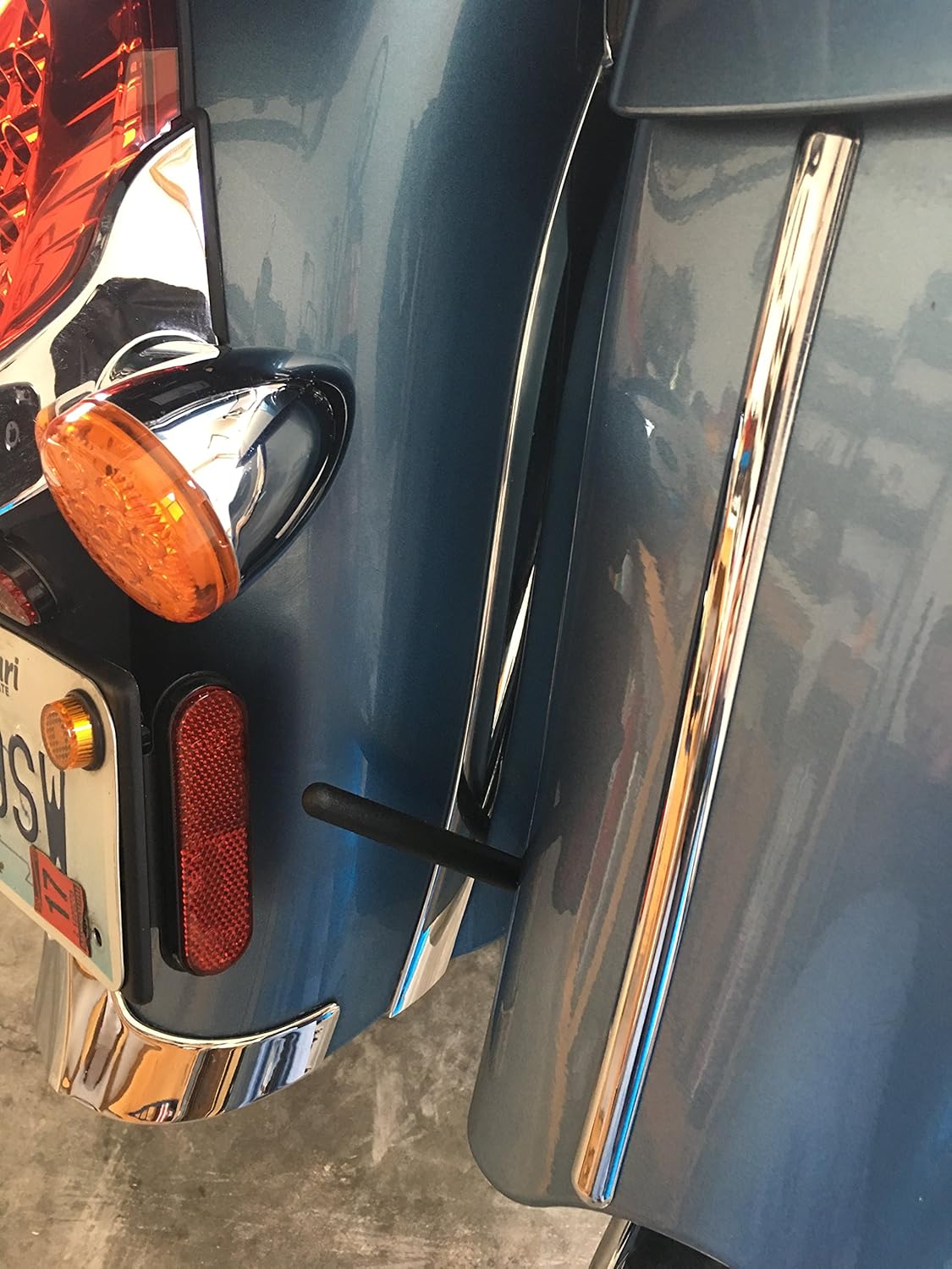 AntennaMastsRus - The Original 6 3/4 Inch is Compatible with Indian Challenger | Pursuit | Roadmaster (2015-2024) - Short Rubber Antenna