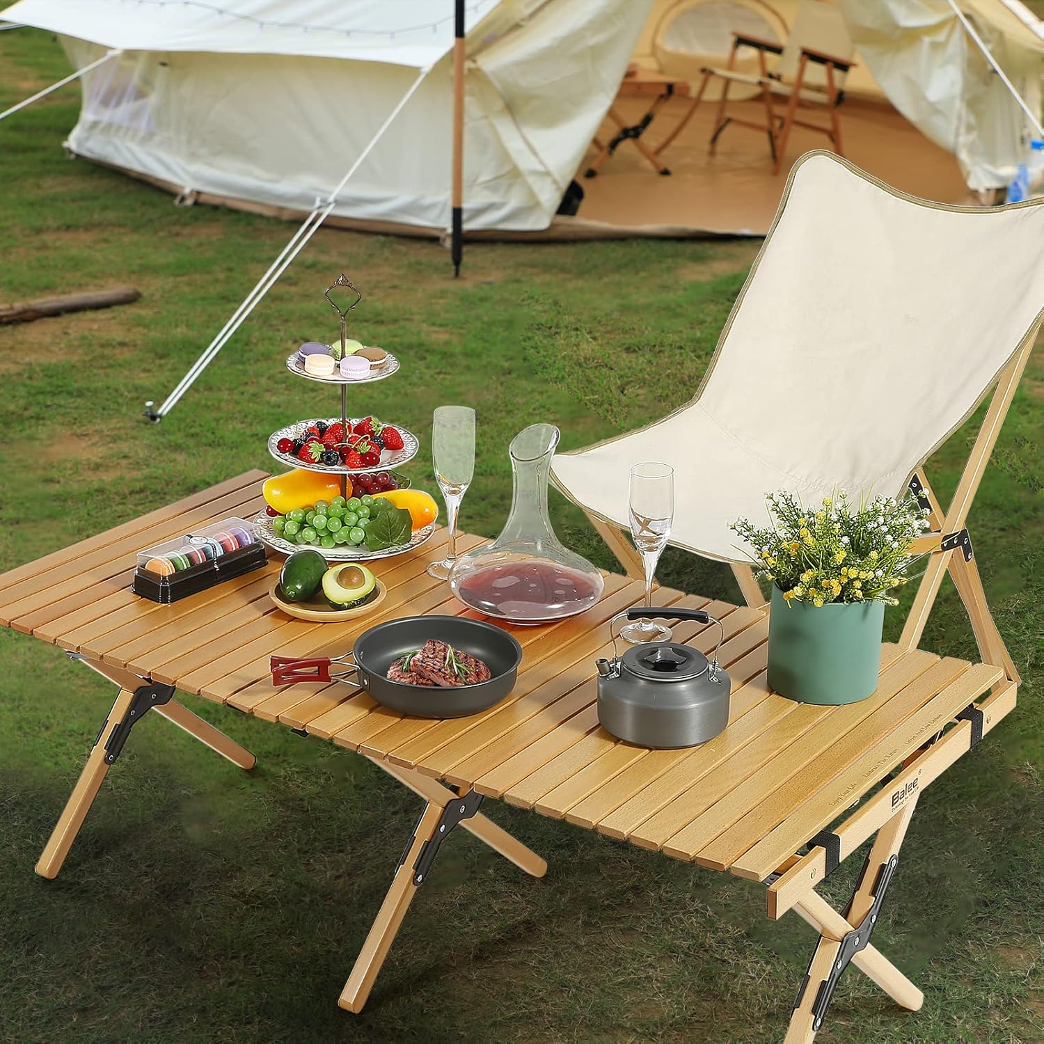 4ft Low Picnic Table Foldable, Balee Low Height Portable Wooden Beach Table, Indoor & Outdoor Picnic Table with A Carry Bag for Camping, Beach, Patio