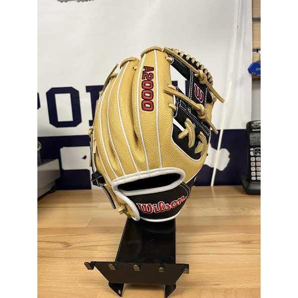 Wilson A2000 DP15SS 11.5 Infield Baseball Glove - Sports Supplies Online Store