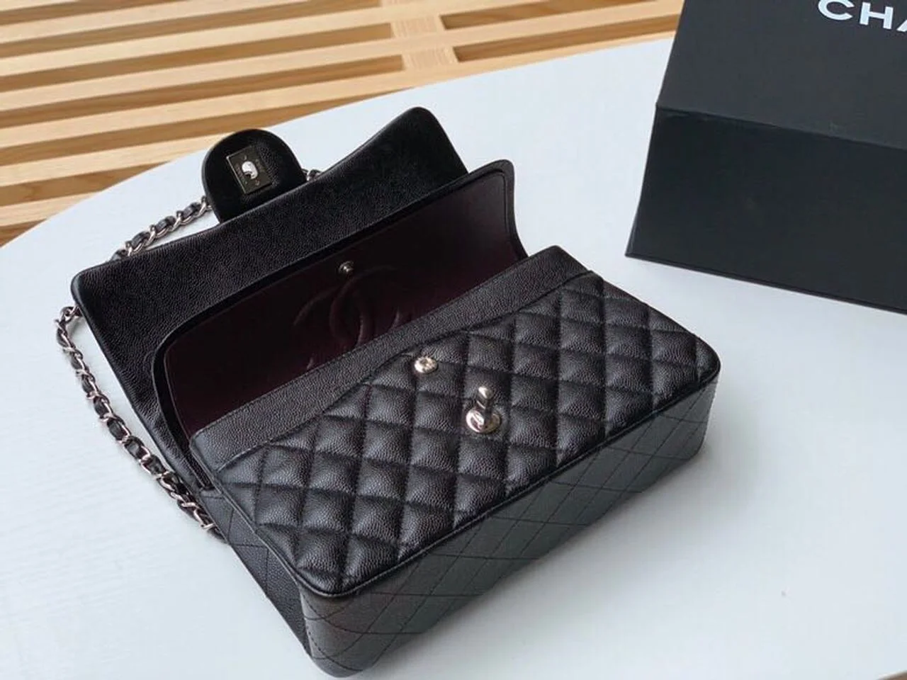 Chanel Classic Handbag Silver Hardware BlackFor Women, Women&rsquo;s Bags, Shoulder And Crossbody Bags 10.2in/26cm A01112