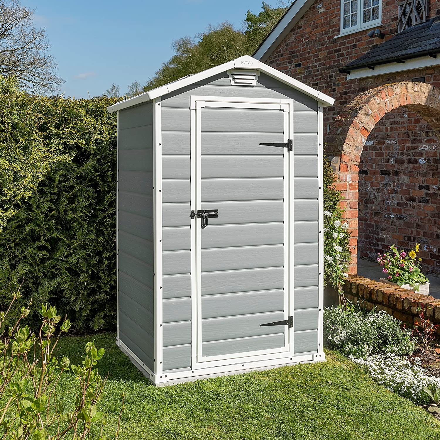 Keter Manor Outdoor Plastic Garden Storage Shed, Beige, 4 x 3 ft