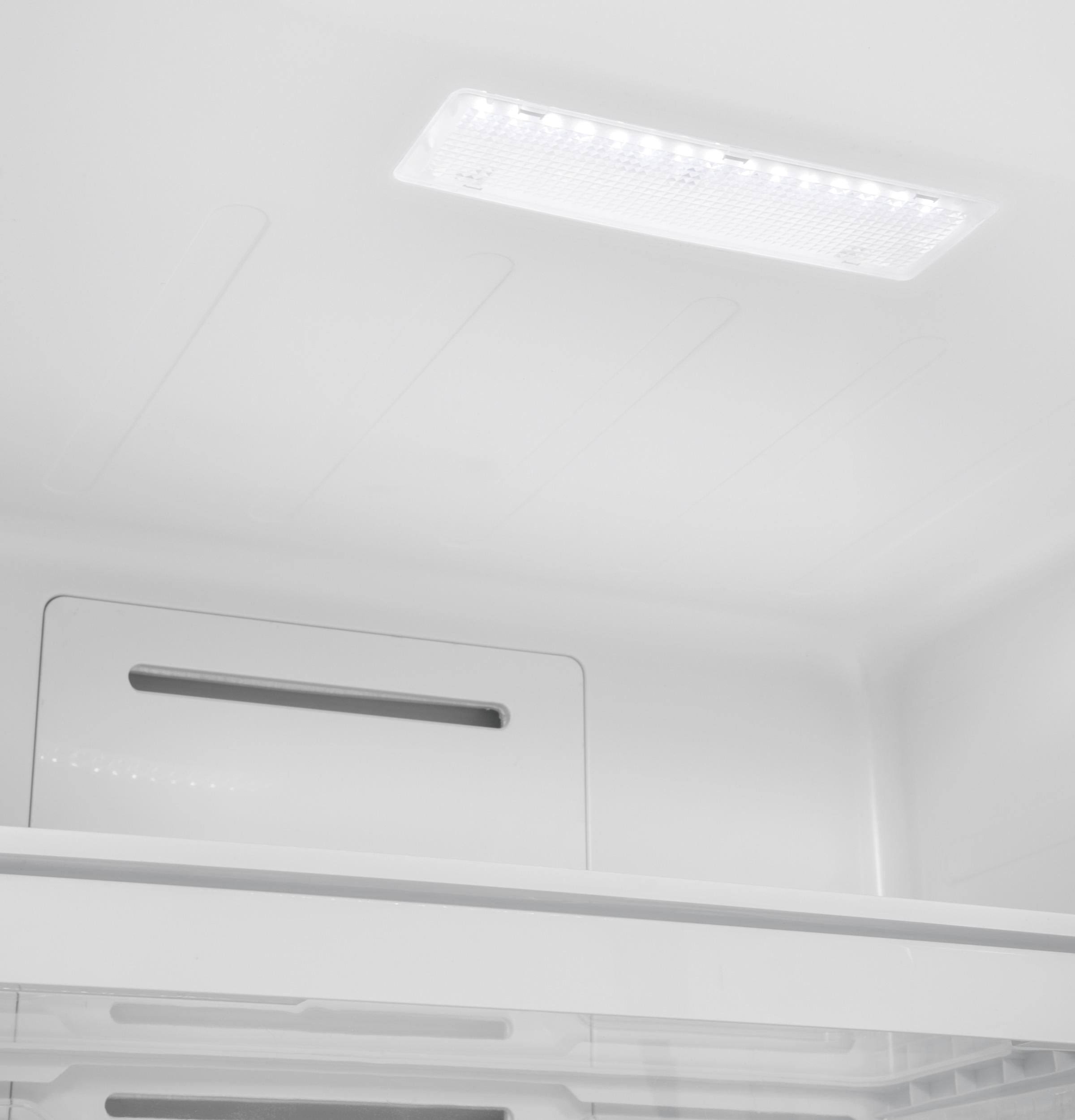 GE FUF17DLRWW Upright Freezer - 32.9x22 - 17.3 cu ft - White