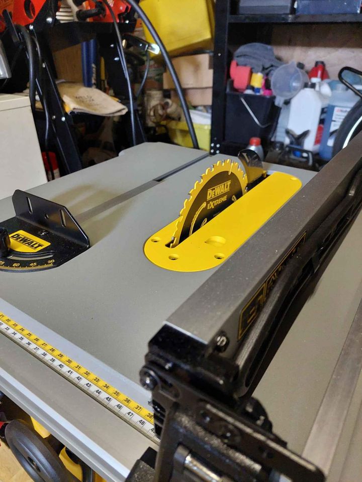 Dewalt DWE7485 GB Site Table Saw 240v