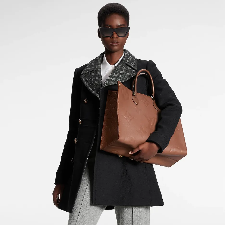 Louis Vuitton M44925 ONTHEGO GM Poche felli - SAKE OFF 5TH