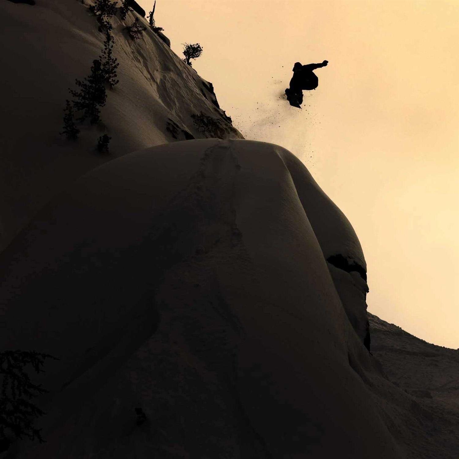 Jones Aviator 2.0 Snowboard - Sports Supplies Online Store