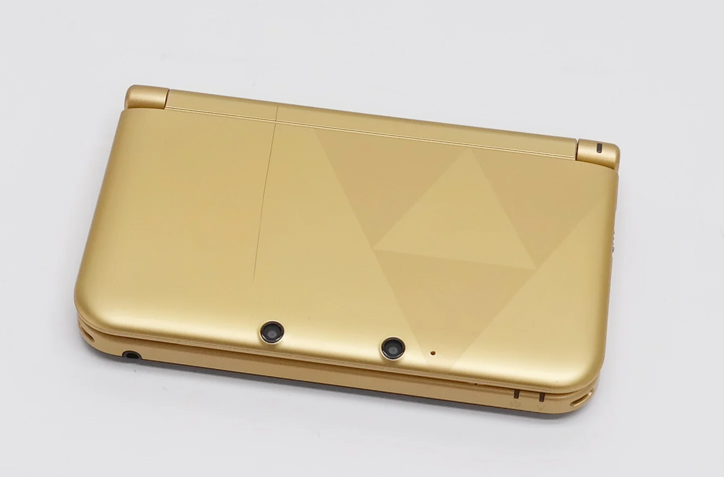Pre-Owned Nintendo 3DS XL Zelda: A Link Between Worlds Edition Handheld Console (Good)