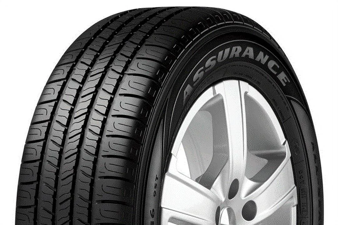 Goodyear Assurance All-Season 235/65R18 106H All-Season Tire