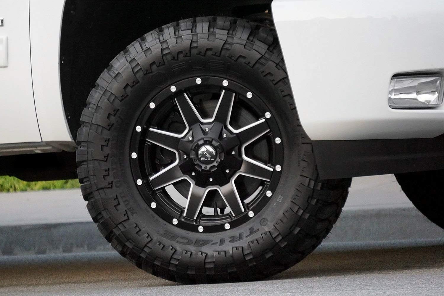 Fuel Offroad D538 MAVERICK BLACK Wheel with Matte Milled Accents and tpms (20 x 10. inches /6 x 135 mm, -24 mm Offset)