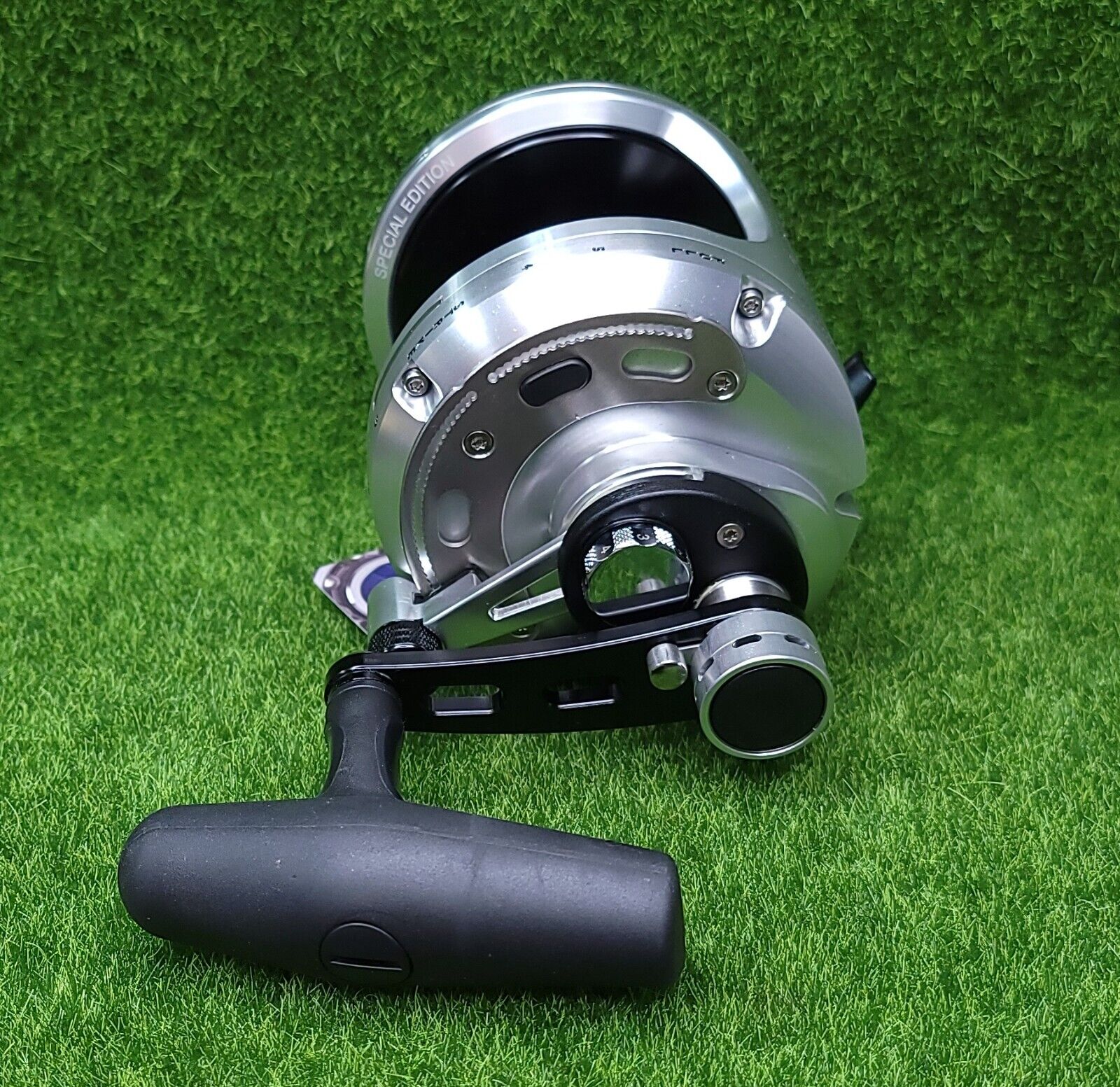 Okuma MK 50IISEa Silver Makaira 2 Speed Lever Drag Reel