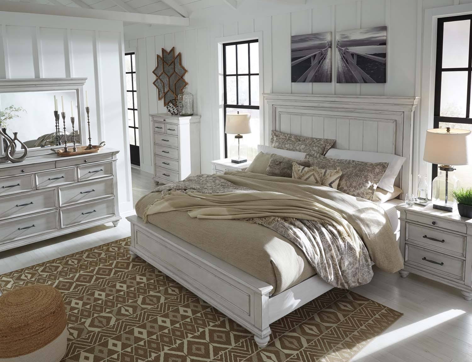 Ashley Kanwyn King Panel Bed