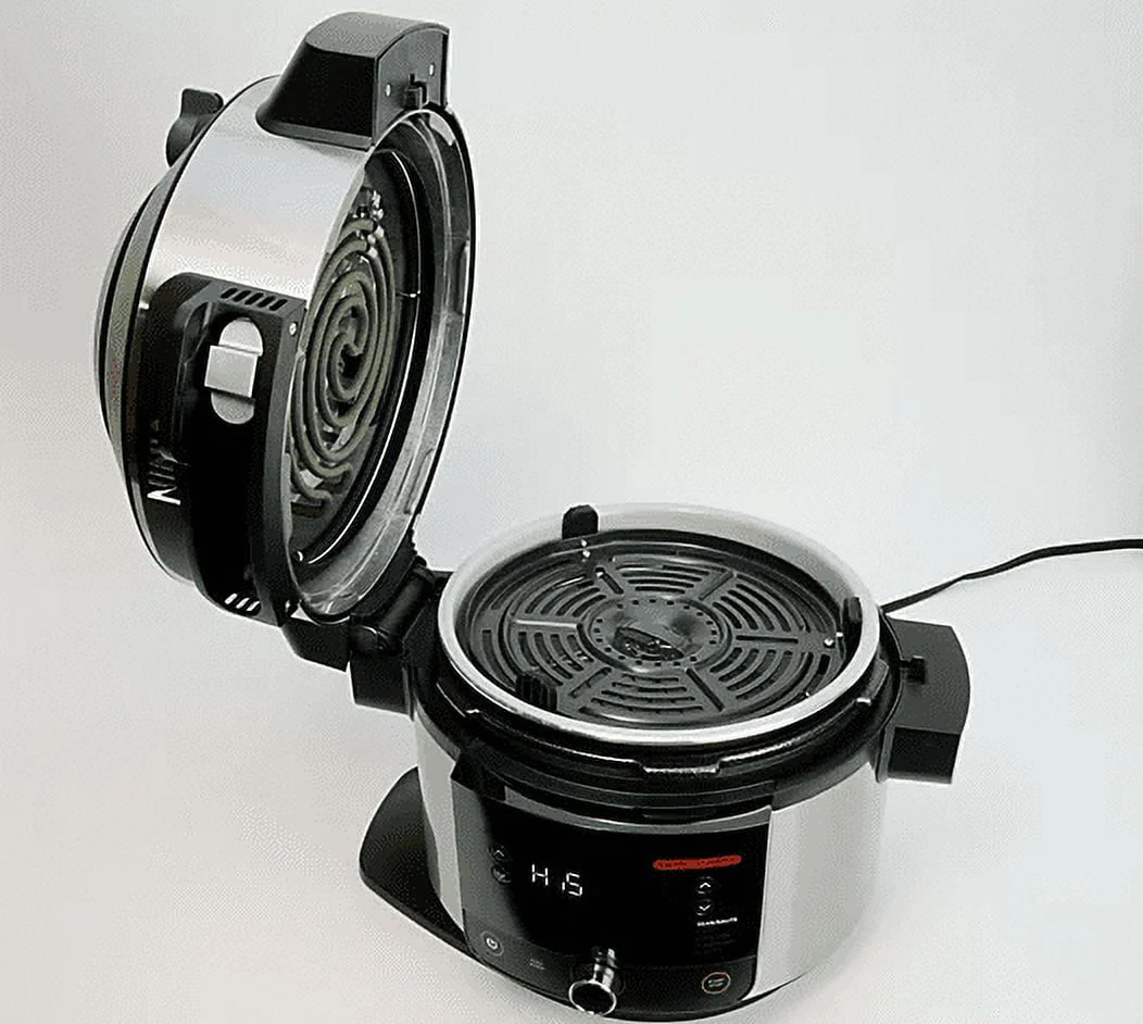 Ninja Speedi Rapid Cooker & Air Fryer, SF300, 6-Qt. Capacity, 10-in-1 Functionality, Meal Maker, Sea Salt Gray