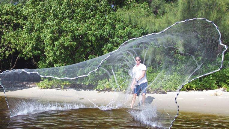 Fitec Gs1500 Ultra Spreader Clear Fishing Cast Net
