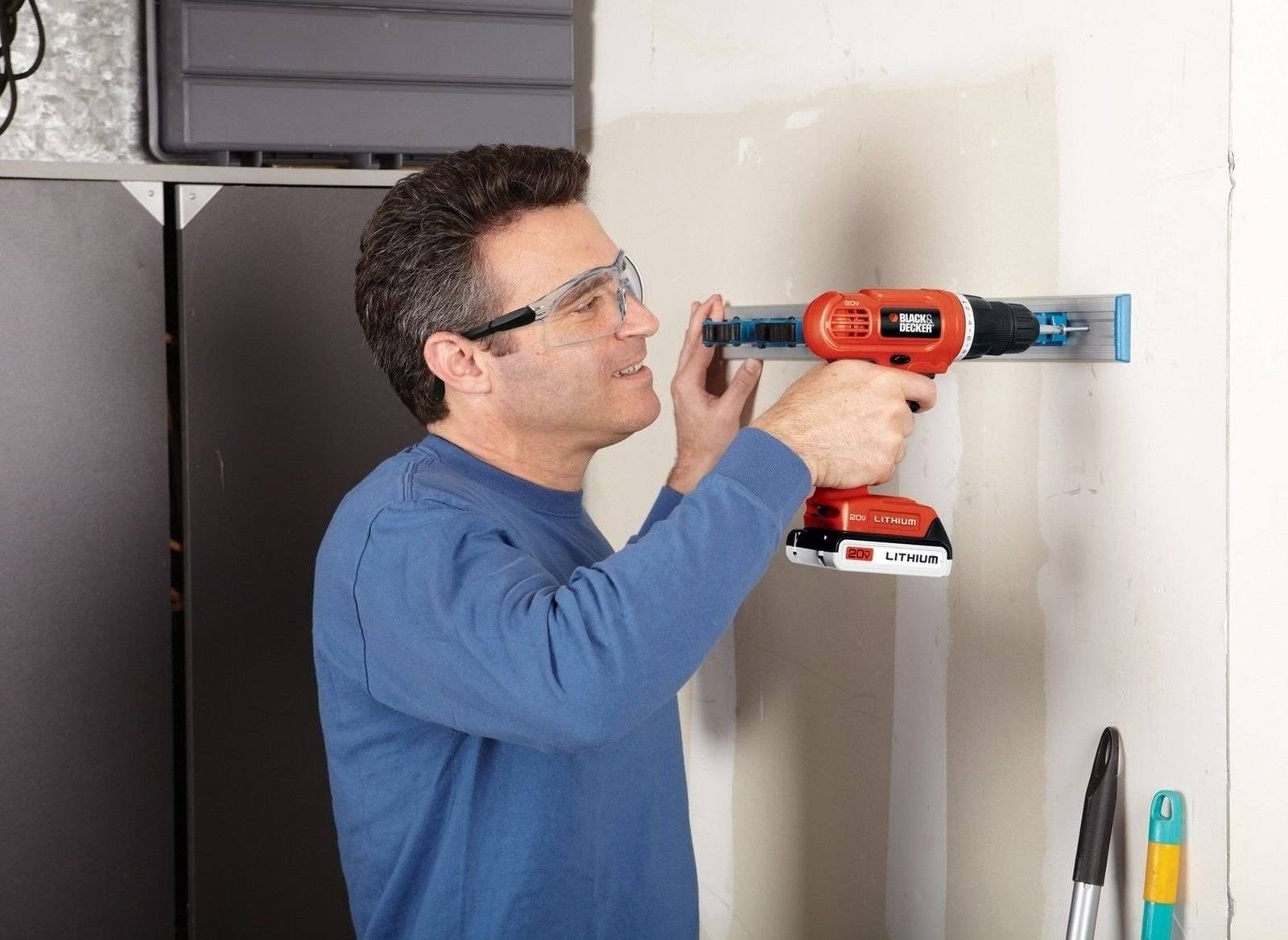 Black+decker Bdc120va100 20-Volt Max Lithium-Ion Drill Kit with 100 Accessories
