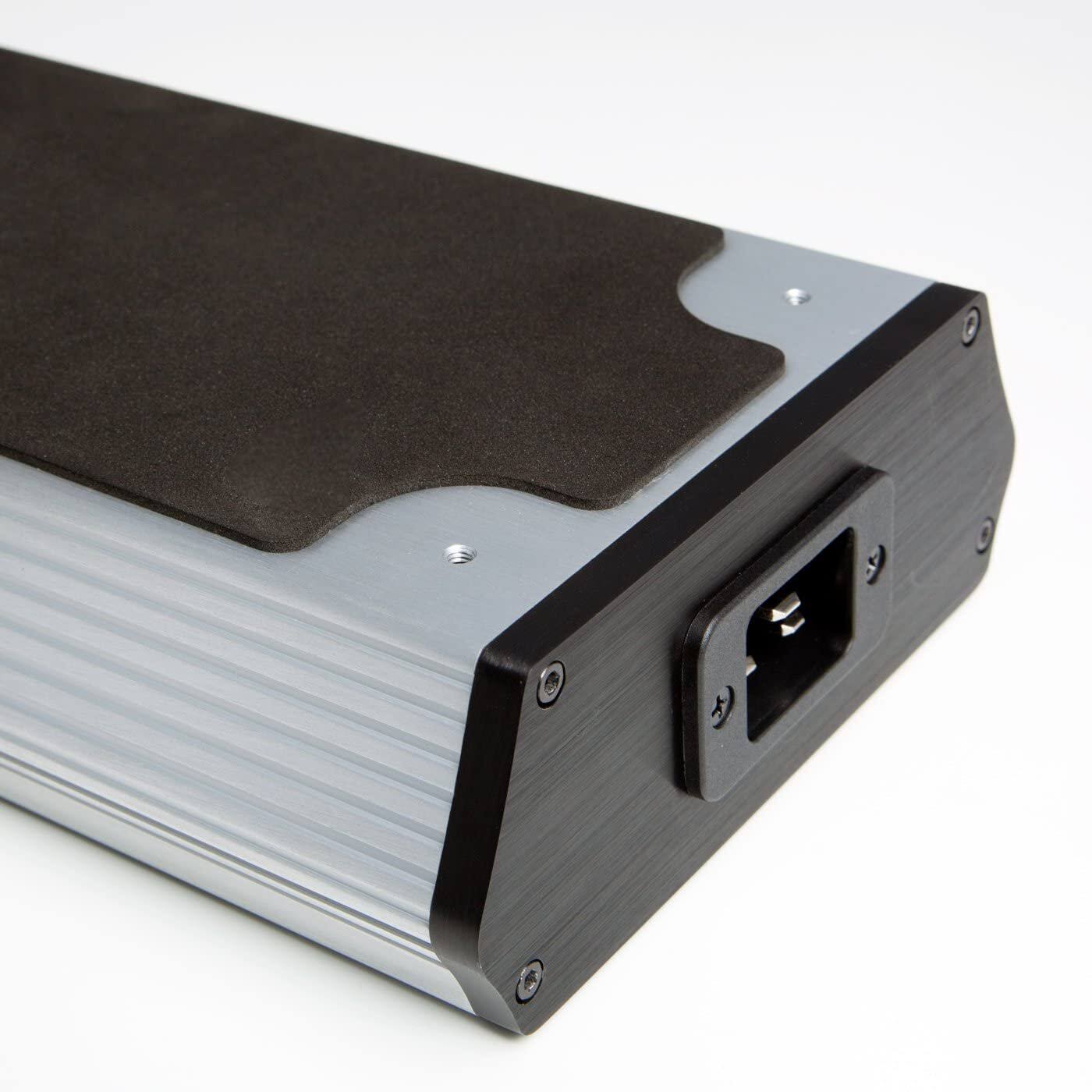 Pangea Audio Octet - 8 Outlet Power Center (XL) PGNPC8
