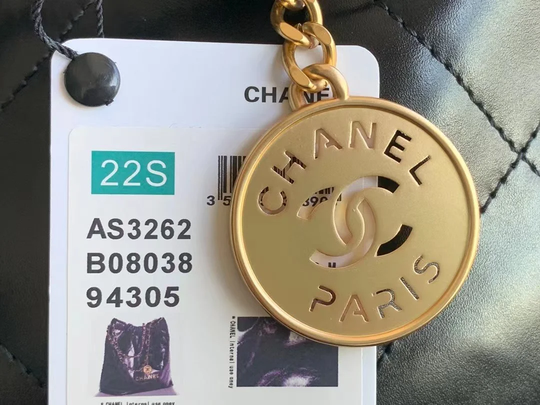 Chanel 22 Handbag Black For Women 16.4in/42cm AS3261 B08872 94305