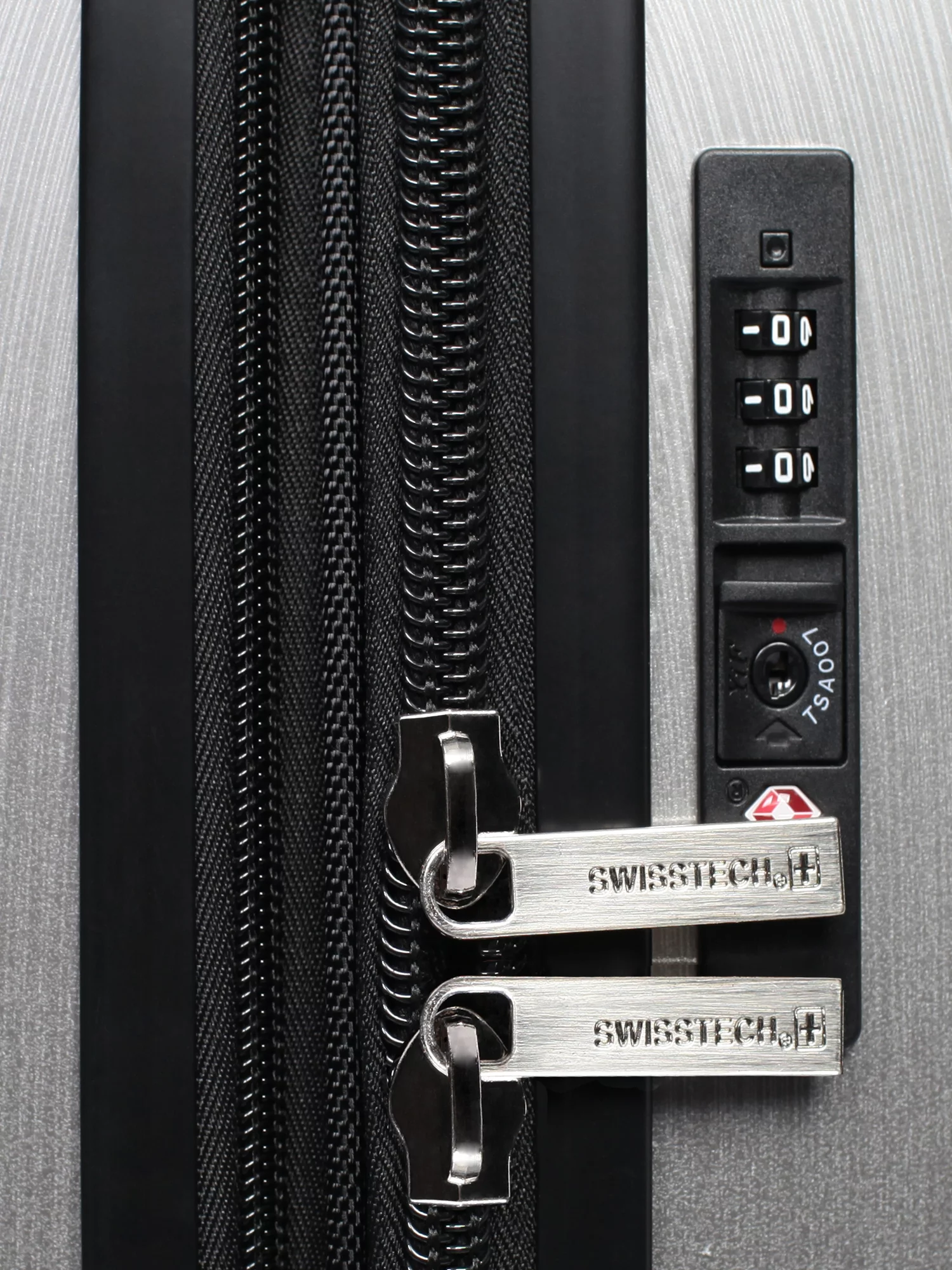 SwissTech Exhibition 30" Polycarbonate Hard Side Check Luggage (Walmart Exclusive)