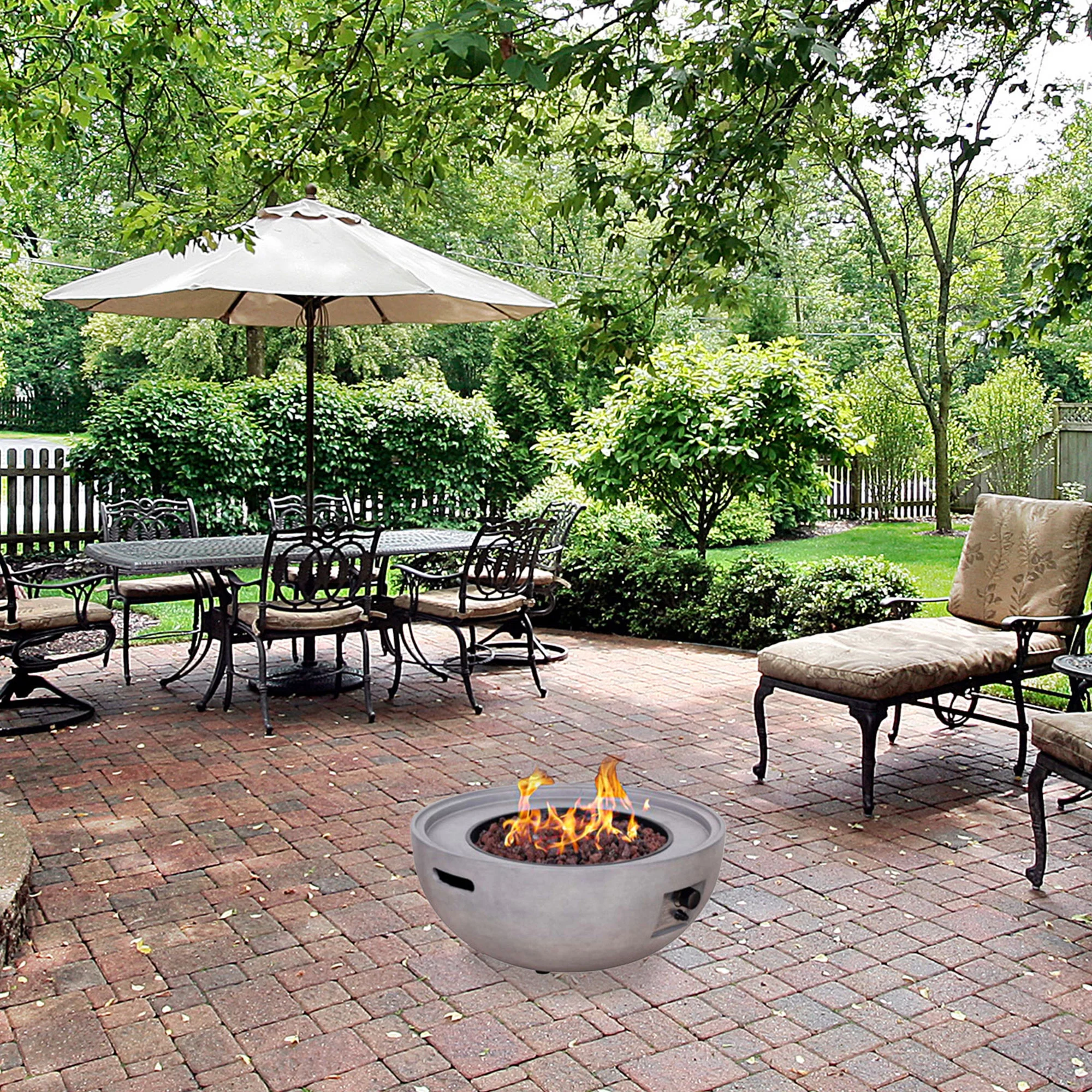 Four Seasons Courtyard 50,000 BTU Round Outdoor Concrete Gas Fire Pit