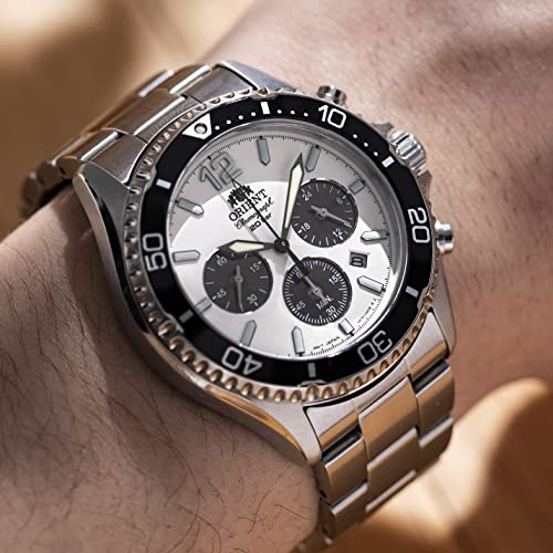 Orient Men's Solar Panda Made in Japan Mako マコ Quartz Watch