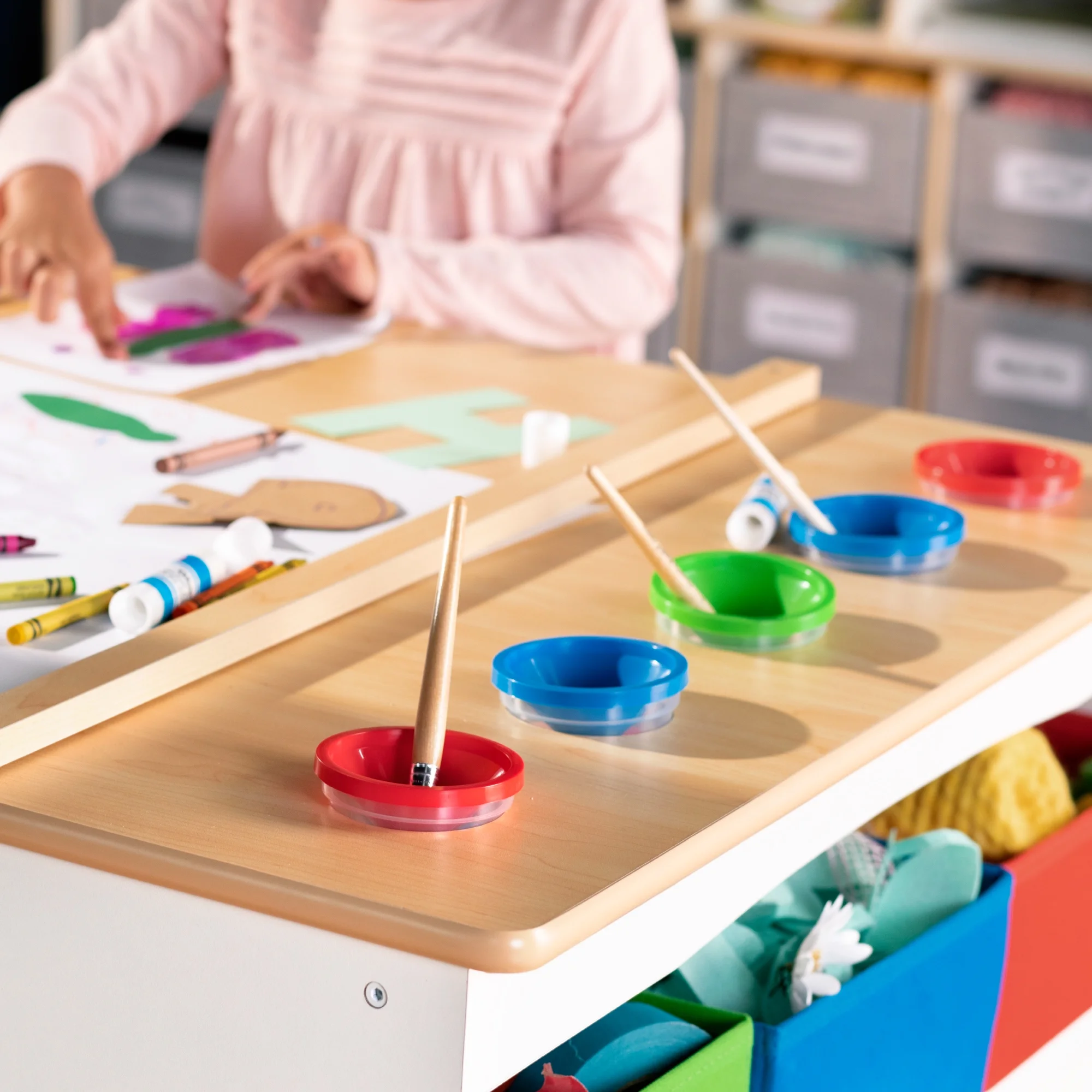 Guidecraft Arts and Crafts Center: Kids Activity Table and Drawing Desk with Stools, Storage Canvas Bins, Paper Roller