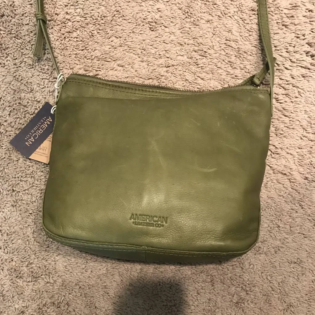 American Leather Co. Dayton Large Crossbody Olive | Boscov's
