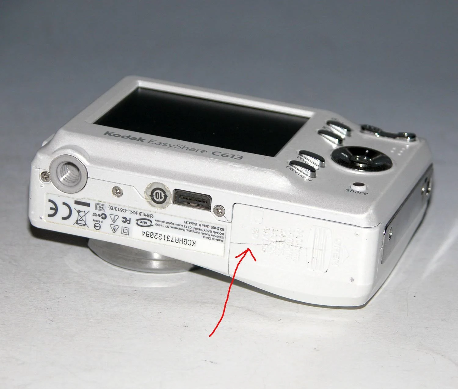 Kodak EasyShare C913 9.2 MP Compact Digital Camera