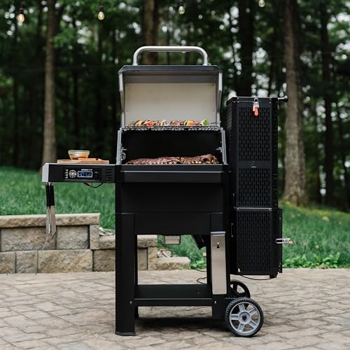 Masterbuilt? Gravity Series? 800 Digital Charcoal Grill, Griddle and Smoker with Digital Control