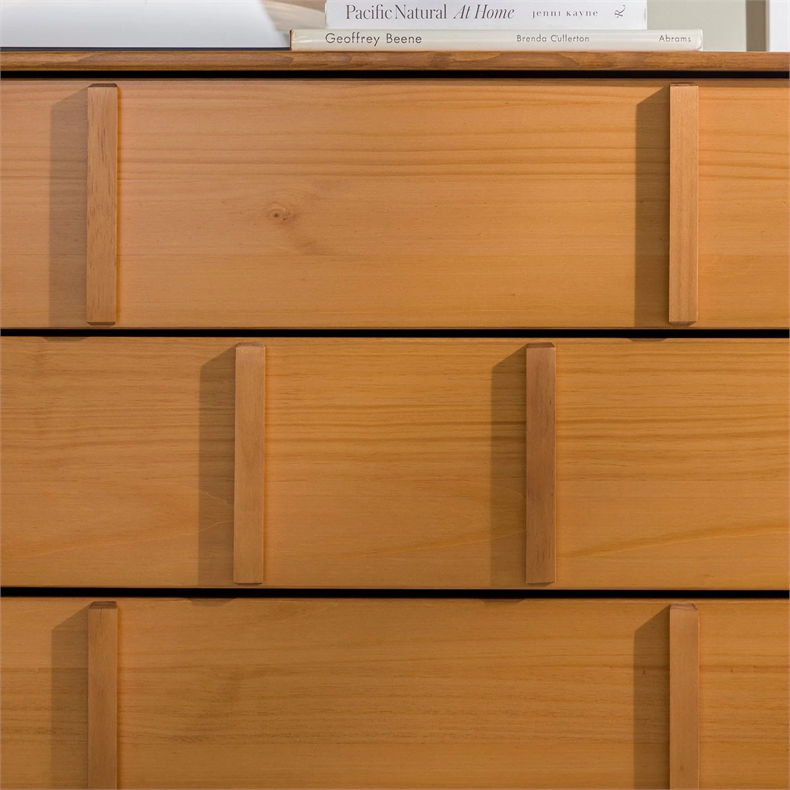 Walker Edison Modern Detailed 6-Drawer Solid Wood Dresser 60 Inch Caramel