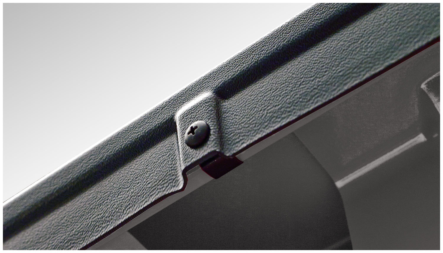 07-11 CHEV BED CAP NO/HLS