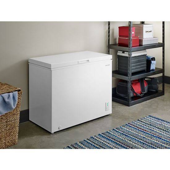 Amana AQC0701GRW 7.0 Cu. ft. Compact Chest Freezer White