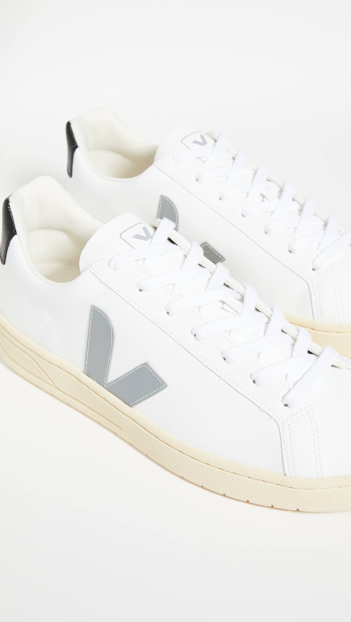 Veja Urca CWL (White / Grey / Black)